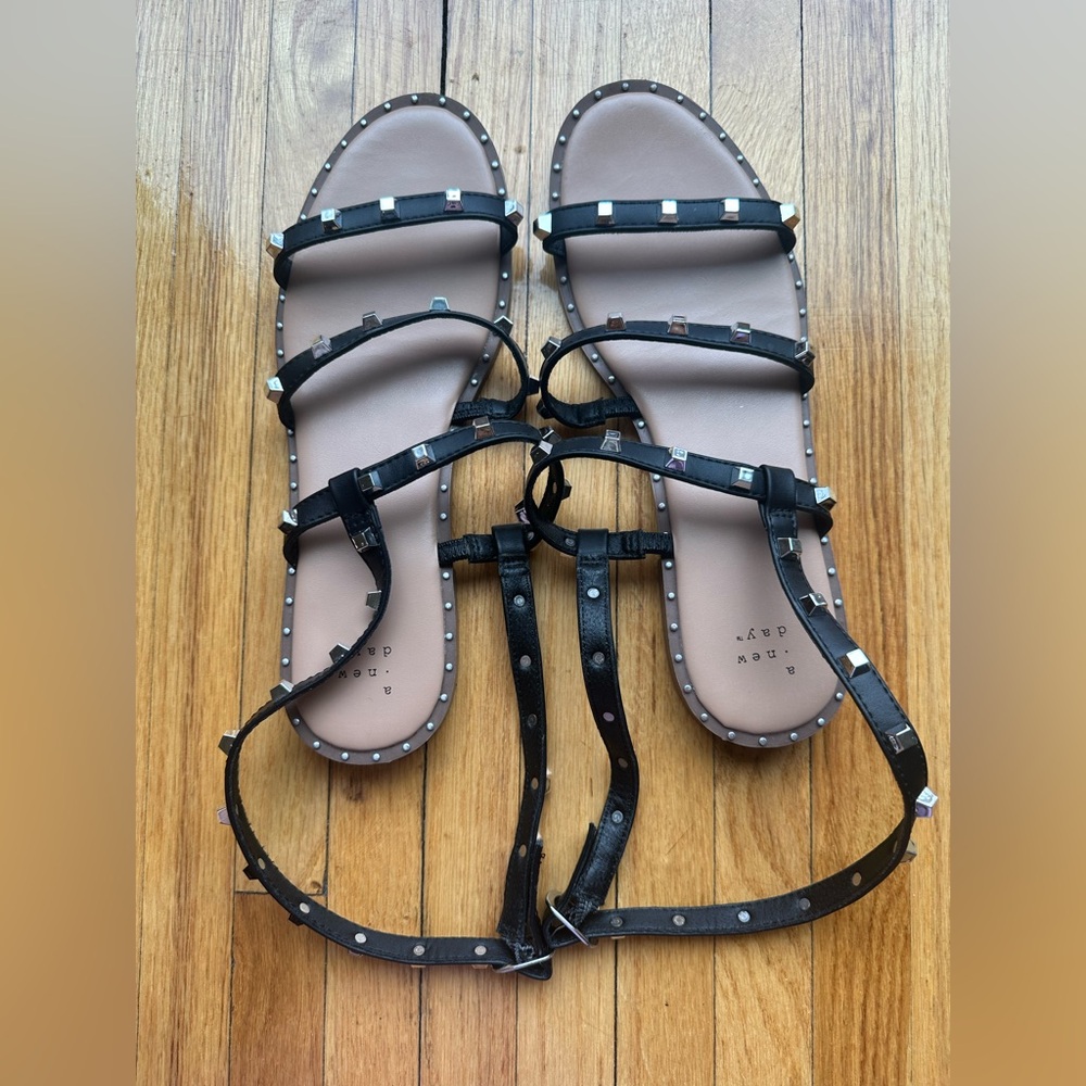 A New Day Woman’s Hollis Black Studded Strappy Slide Sandals Size 9